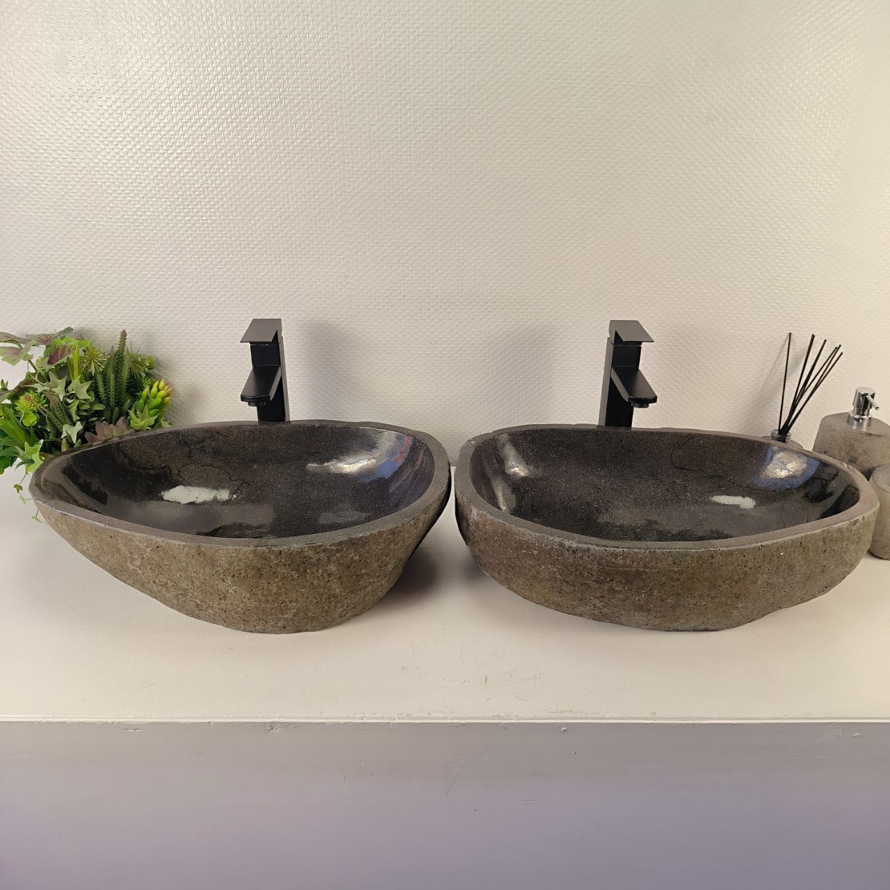 Раковина из речного камня ПАРА! RS-65478 55*36*15 0865