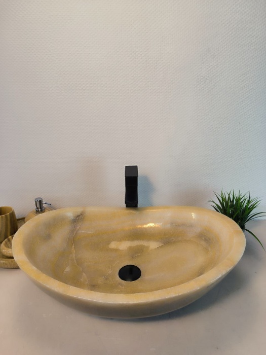 a73a36eb-d021-46e4-8570-8ef17acaa297