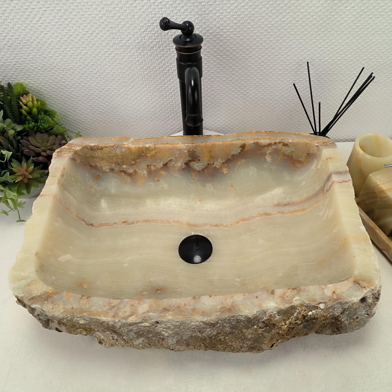 1kug26s9vid08jxq7adwsx7fn9t3bfl7