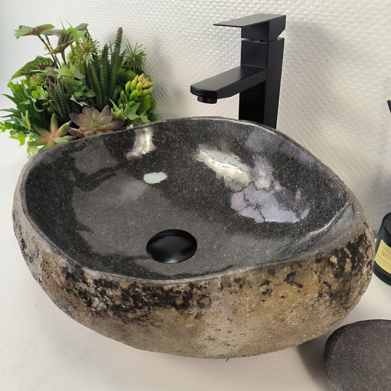 ahpvbjt2schh220p0zj1lrqld6zx8d8l