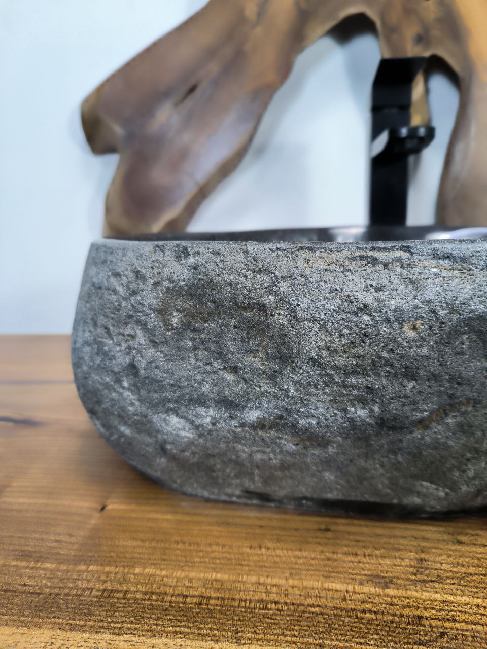 1afb0f36-8c93-47e3-bc19-6807603f3d19