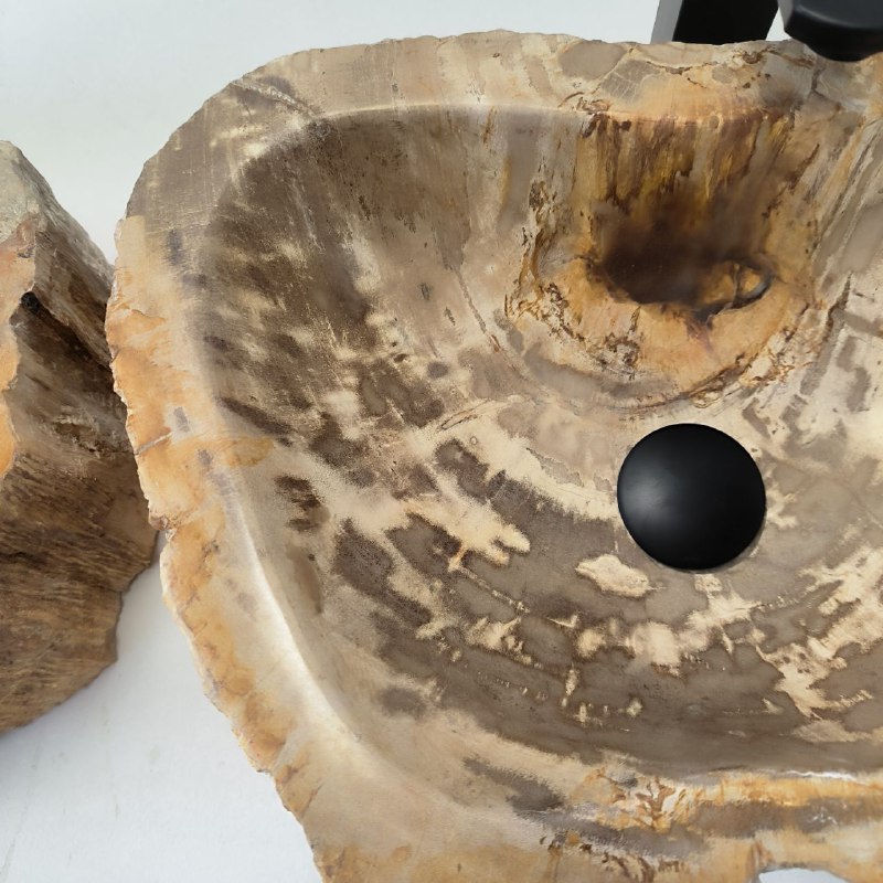 80jqhvdbwiv4jjo0w417f1ojbaw1vvin