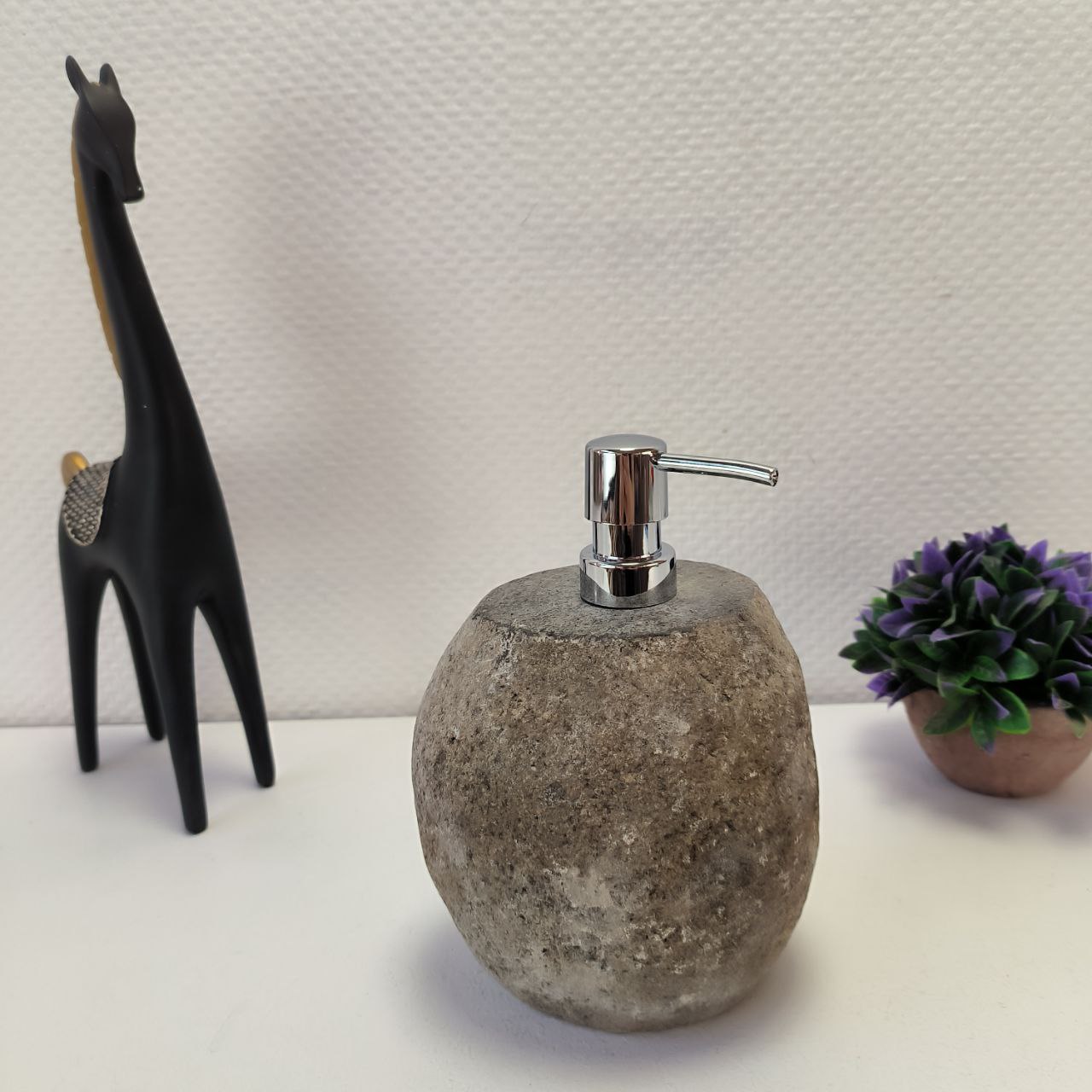 n2af7r1ig0is3bv0zqv1lpqqa7ozsxzy