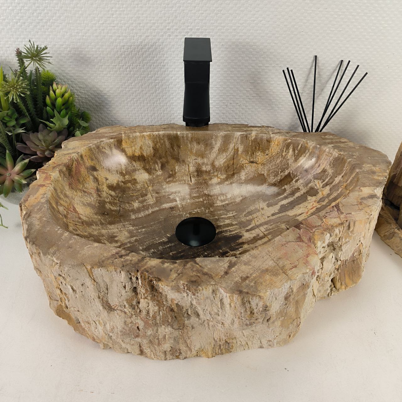 lq58yg9cfls1qz1fom4anyn6h7bcr0a8