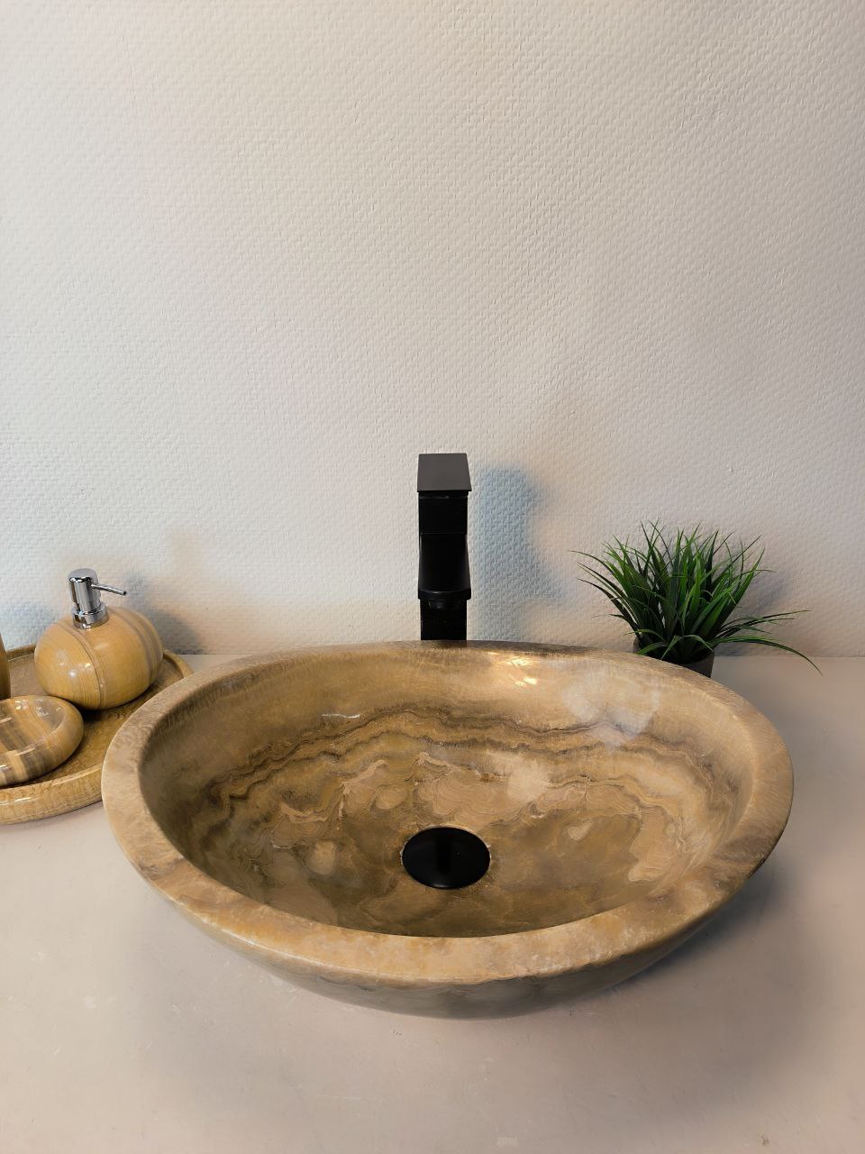 9c3c5e90-099a-48a1-9572-36bfb7a926a7