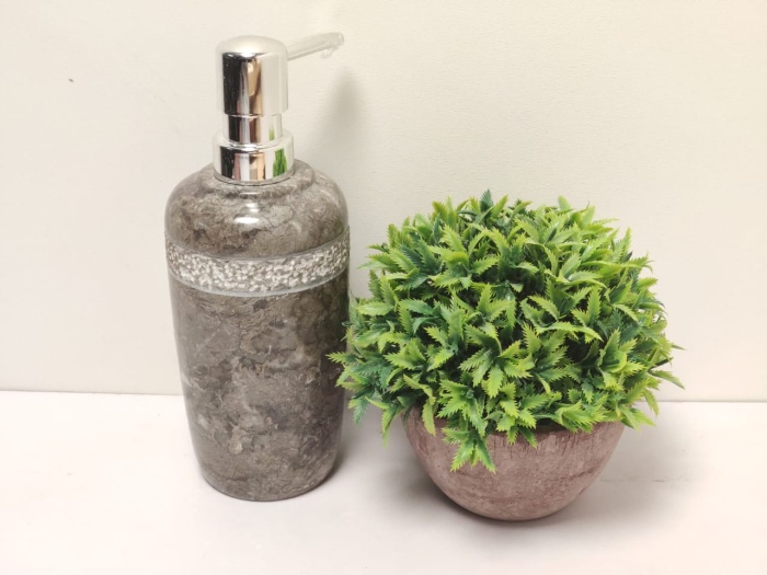 740f4693-2b5c-c565-ae9f-faa457858bfb