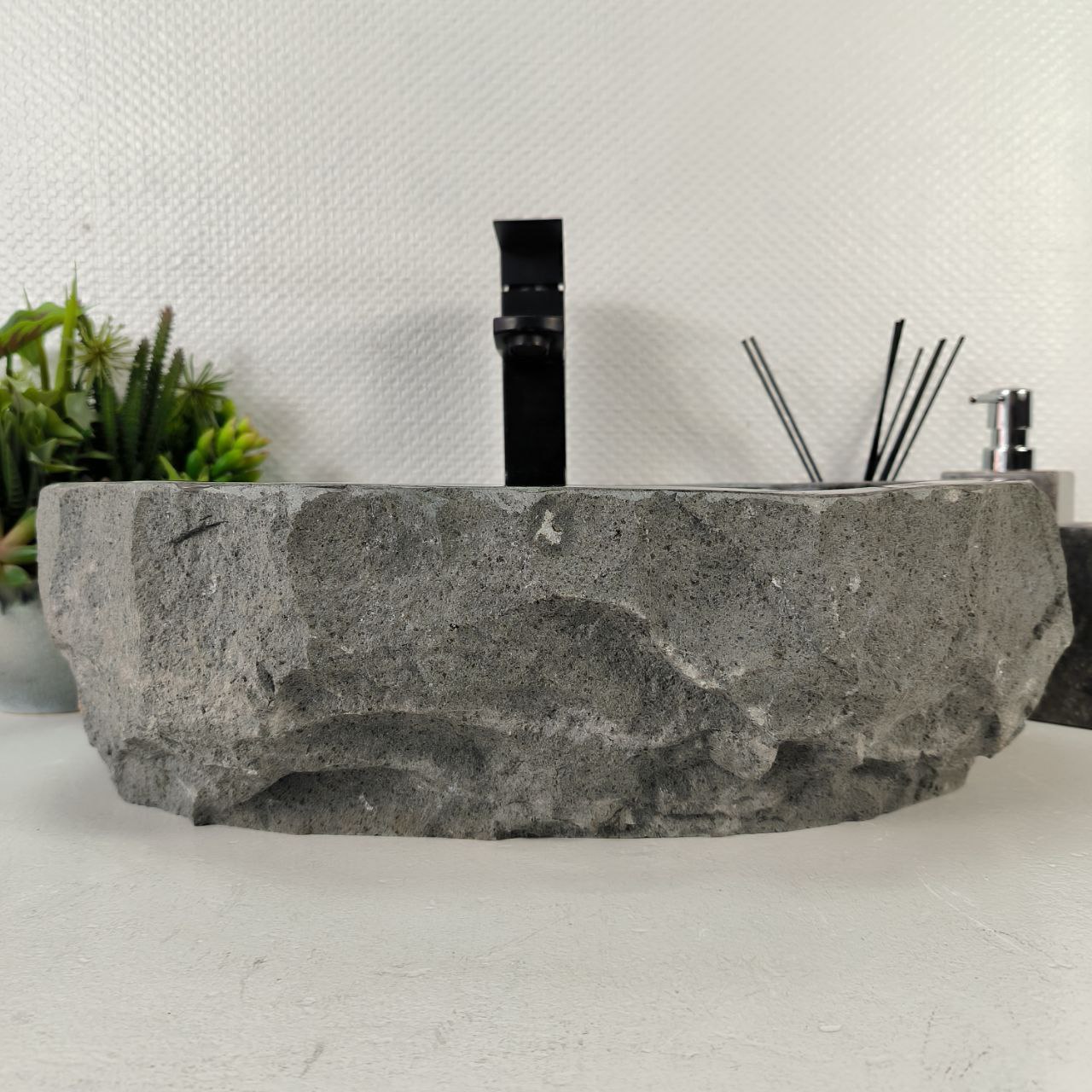 photo_2024-05-17_17-20-23