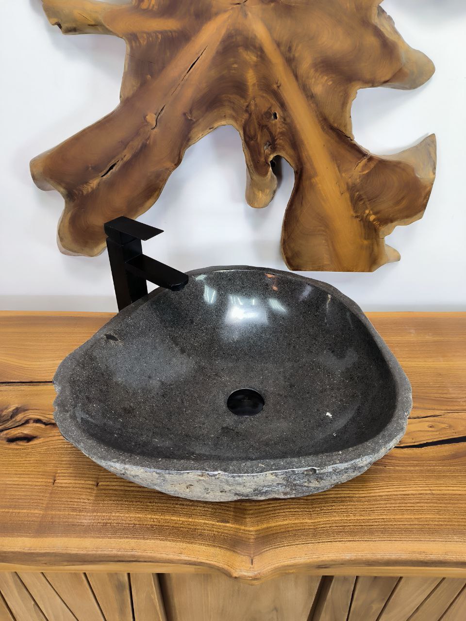 02f1a35d-0c1a-40ff-a07e-0630c2420328