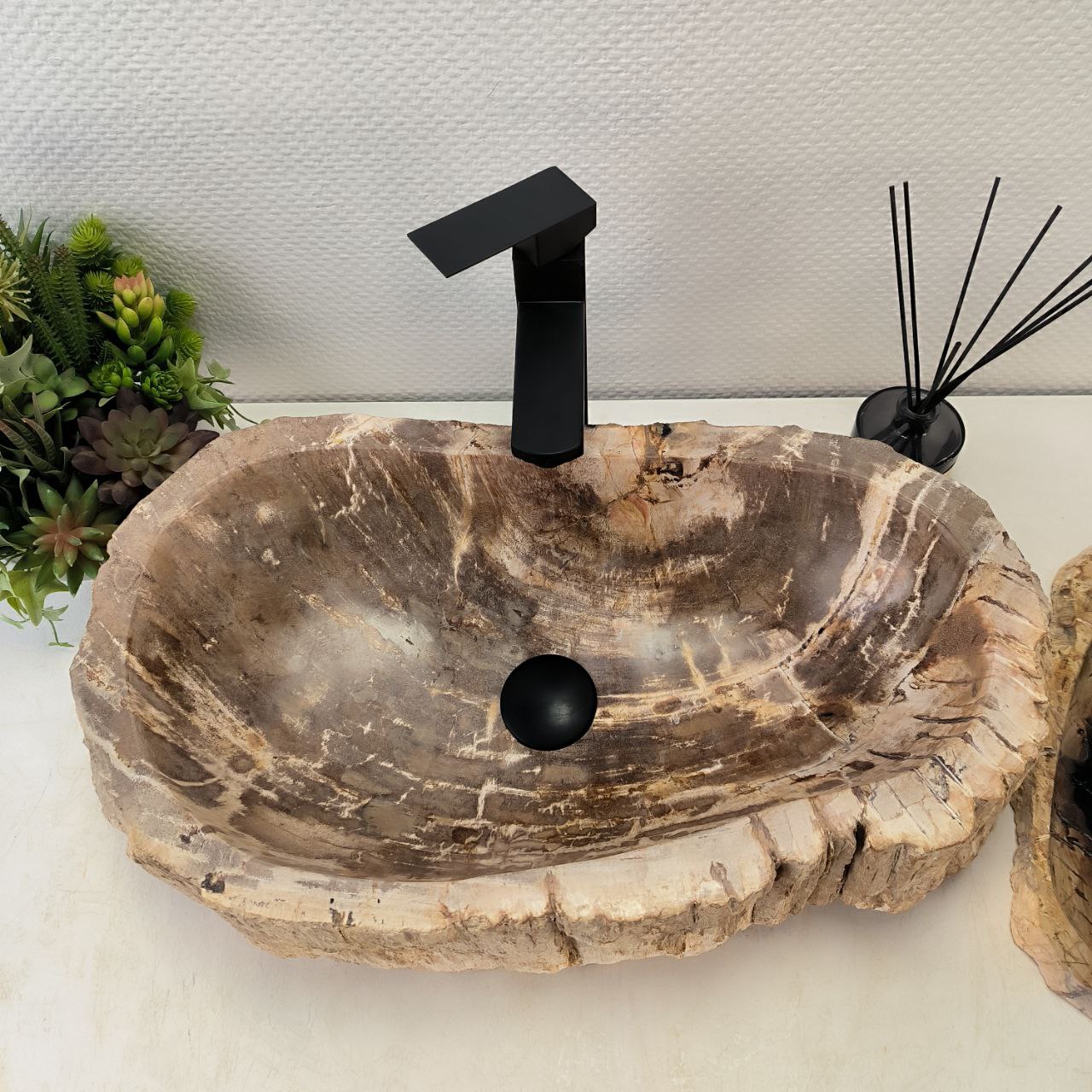 98uq8ksl1mlv53l9950f51ue5vz9fm9b