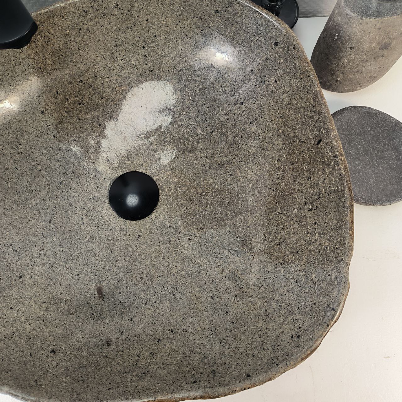 uq2ntodg059lyunhkp0yafi1pobwjiug