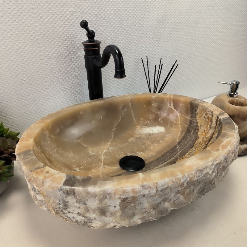 a9gy25cfahc24whz12tcwfrq8pp32id5