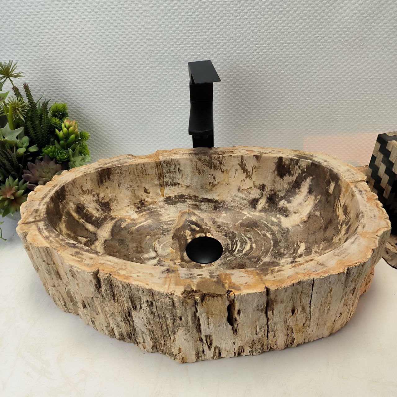 xwr0t8cpijs1ms7360ply006tukrdqam