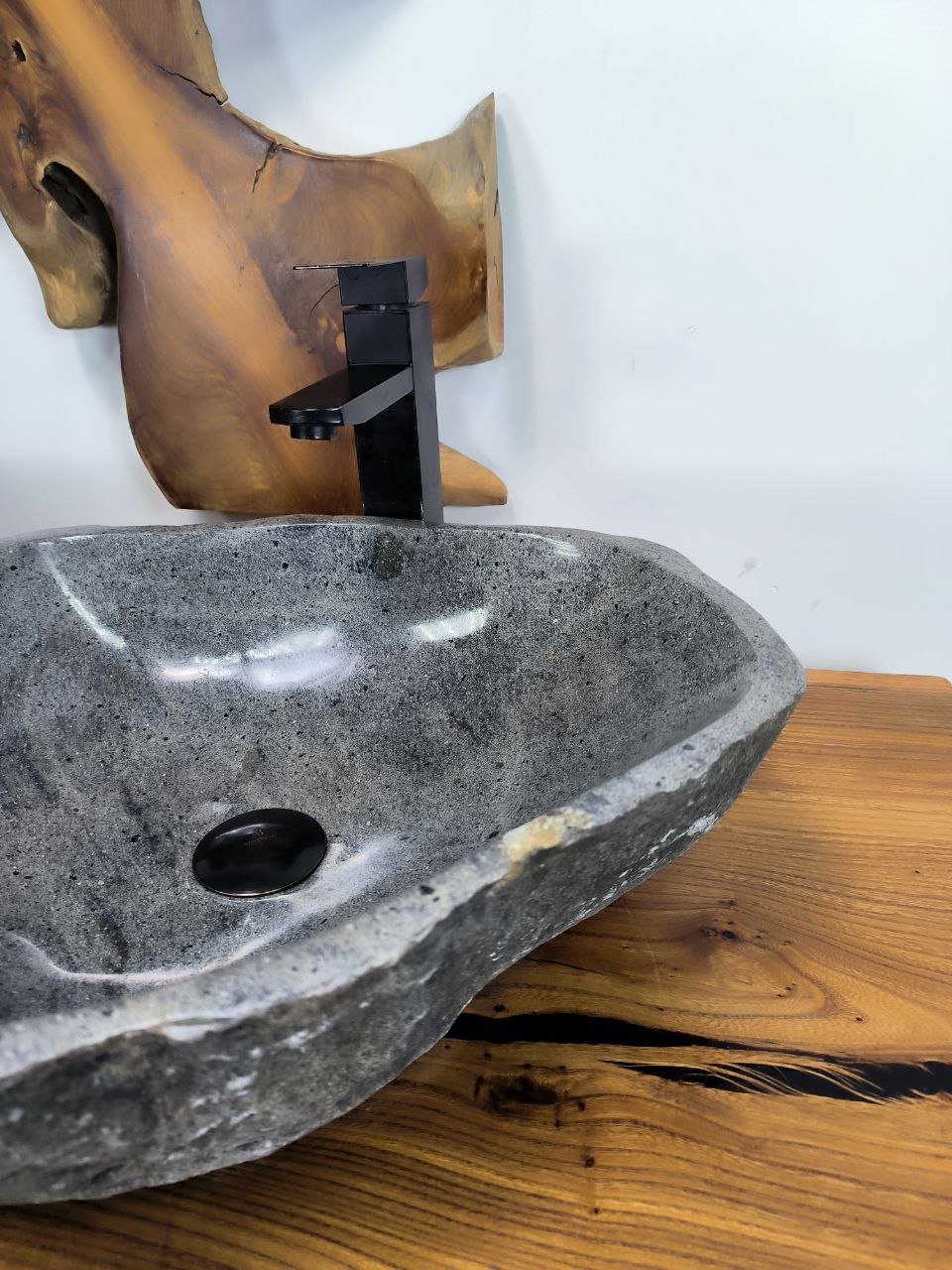 f4e4cdf7-33c8-4ad1-b1d0-897bb1bd0394