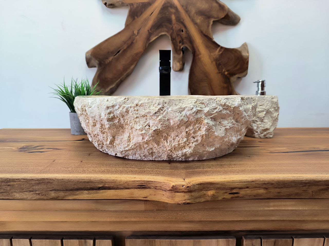 photo_2025-05-14_14-42-41