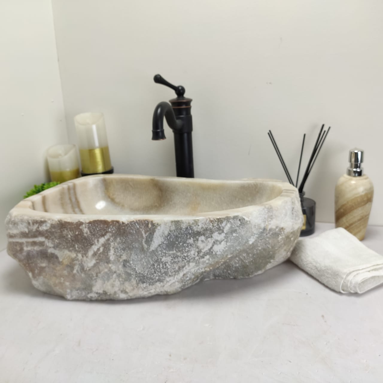 bc743275401bb55db4abfdb7d78bf376