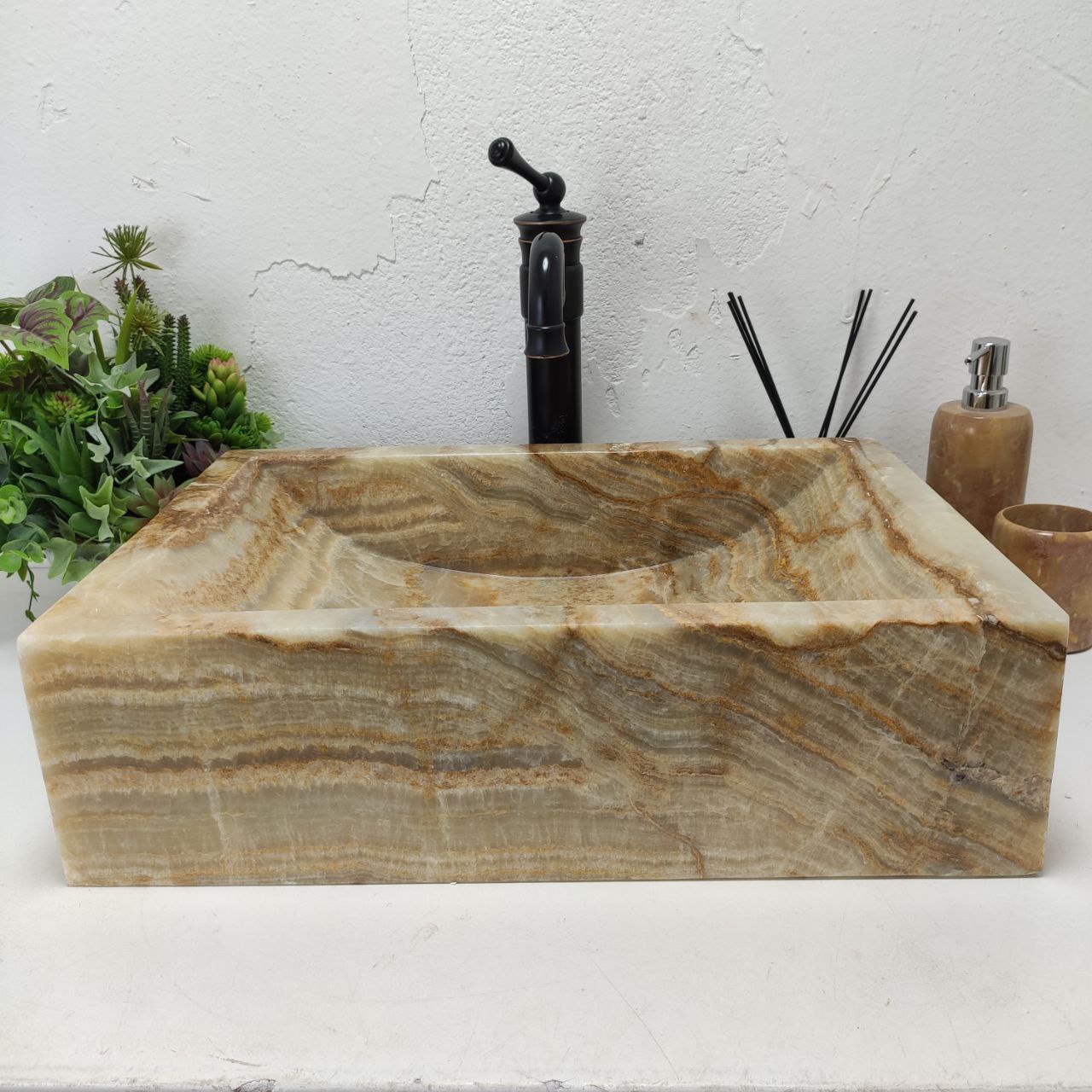 eb1saq0lckg55h0d22xjtfrj25v5t6by