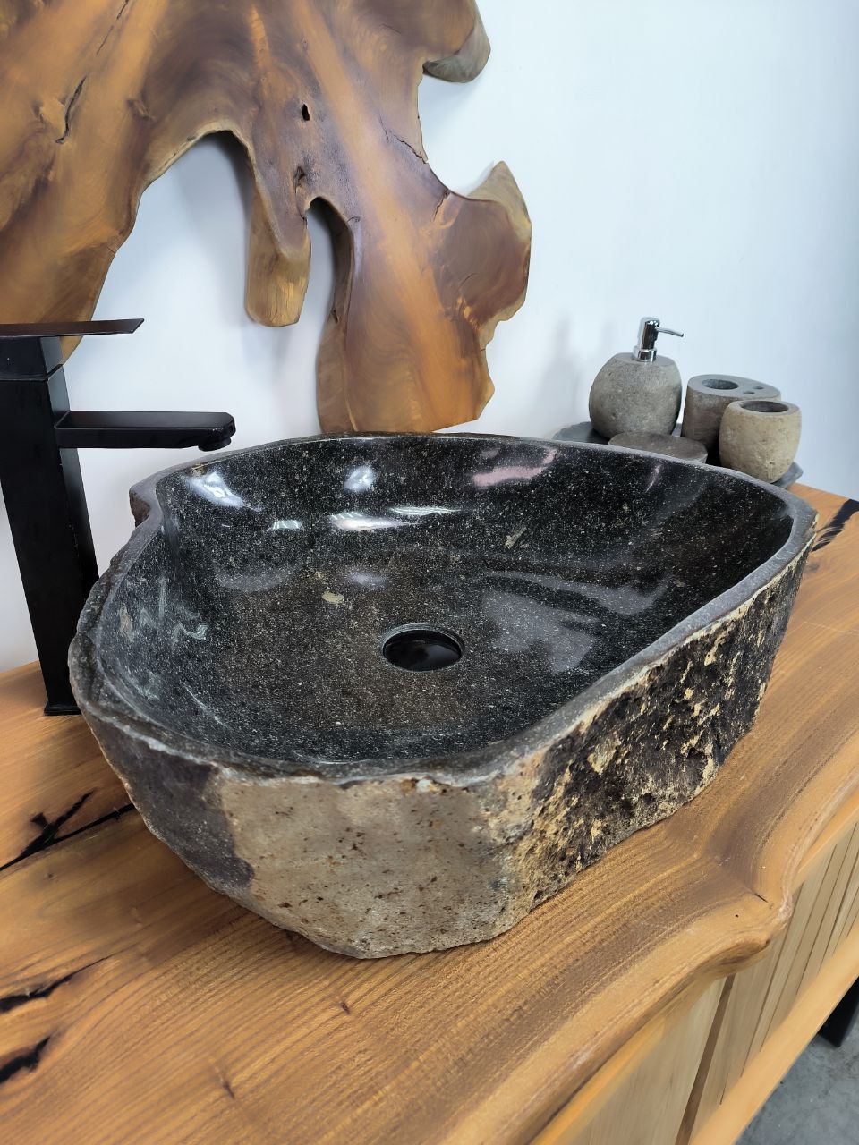 Раковина из речного камня RS-66369 57х45х15 из натурального камня
