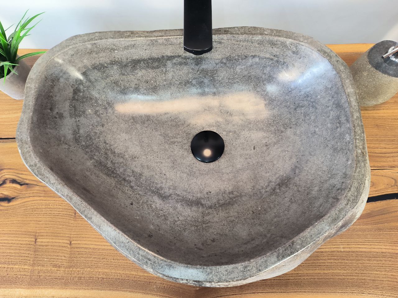 photo_2025-05-16_12-28-39