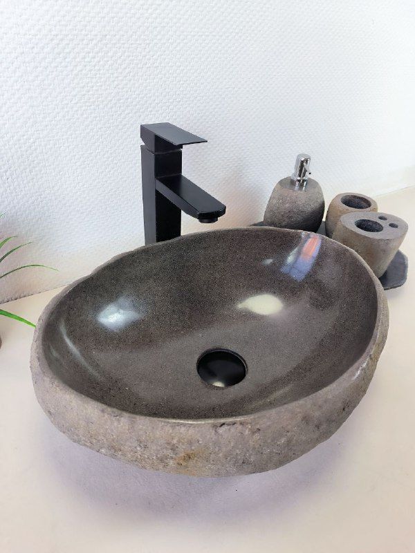Раковина из речного камня RS-66205 46х33х15 из натурального камня