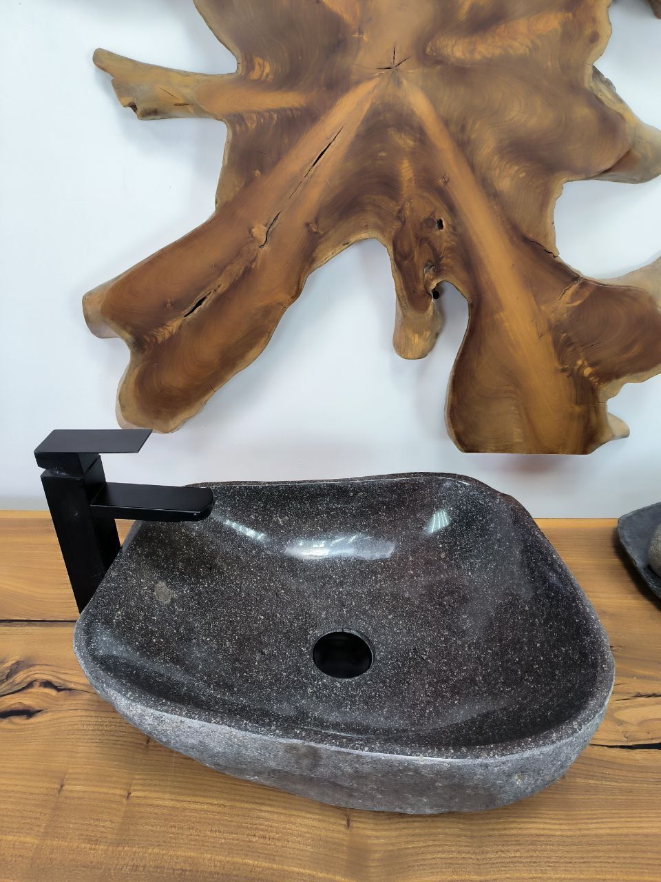 Раковина из речного камня RS-66290 48х40х15 из натурального камня