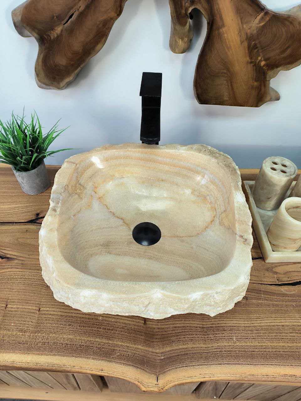 photo_2025-05-15_17-21-28