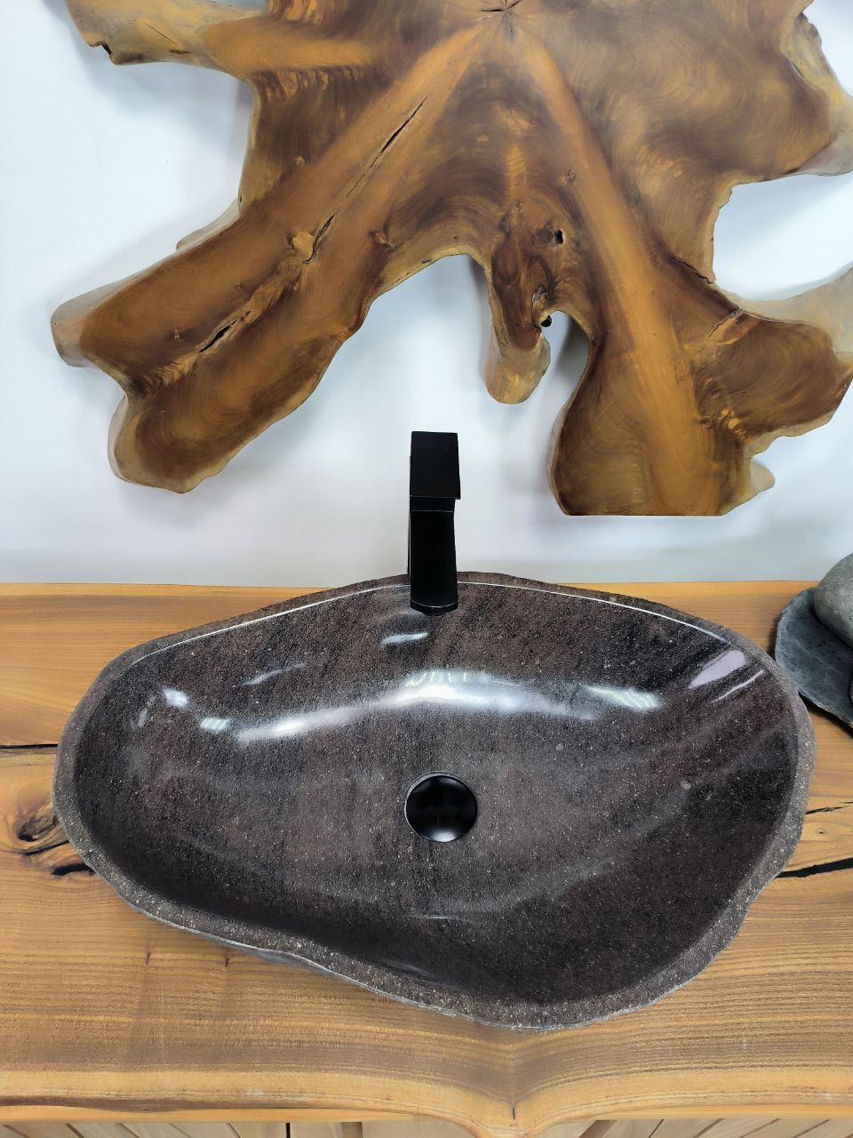 Раковина из речного камня RS-66430 62х41х16 из натурального камня