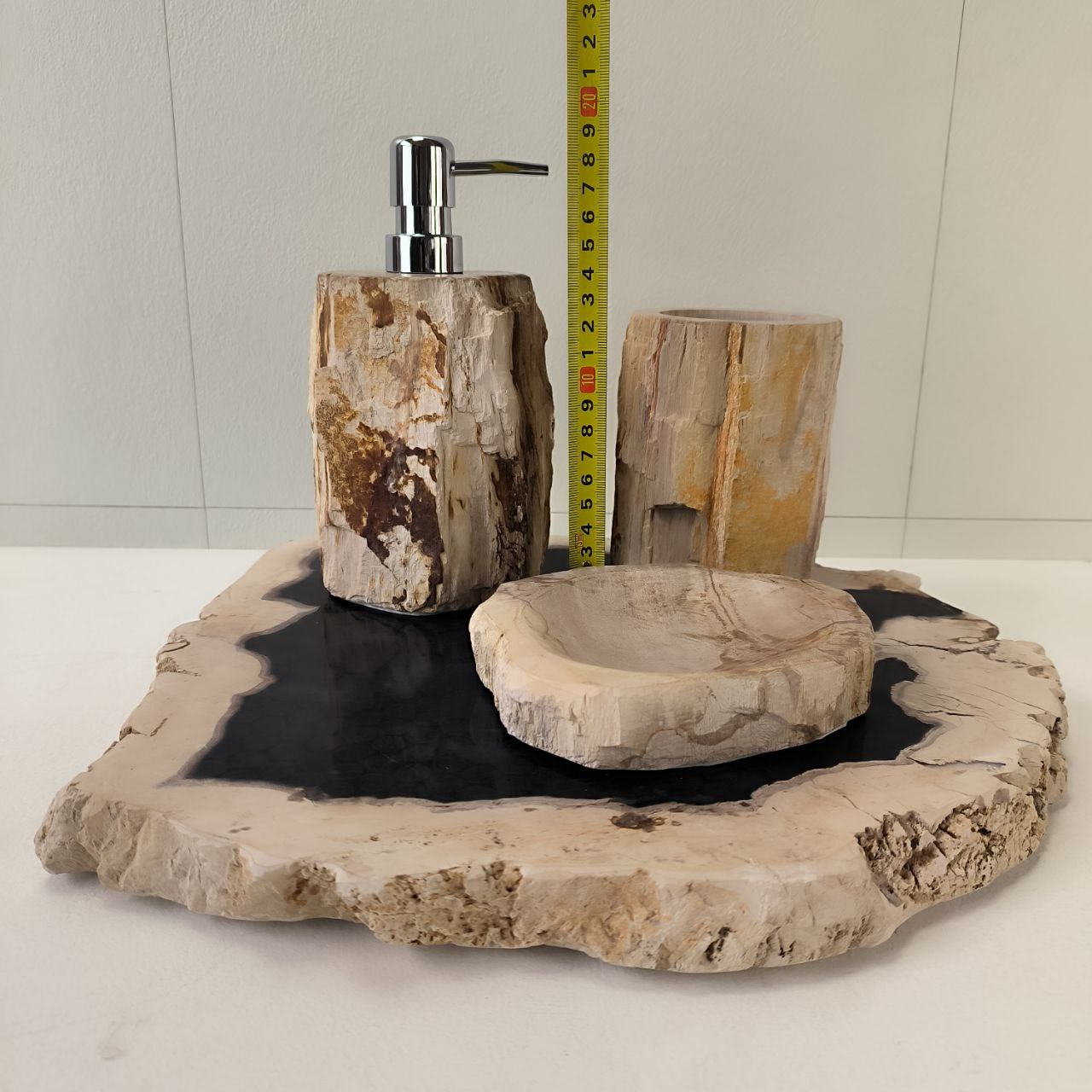 izoatxzsg21yl2zkc5fp8hy4ooswn6bx