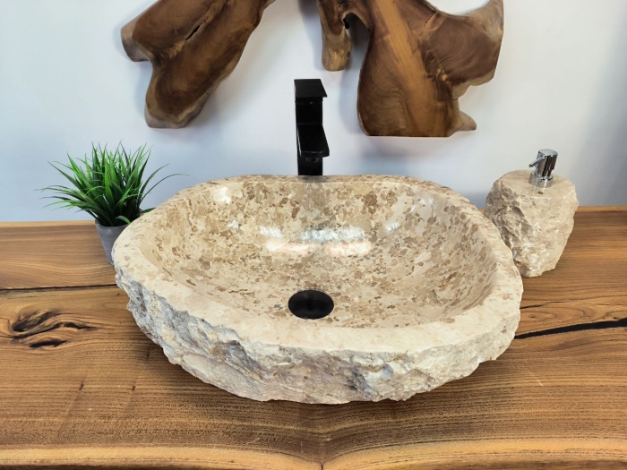 photo_2025-05-15_11-16-25