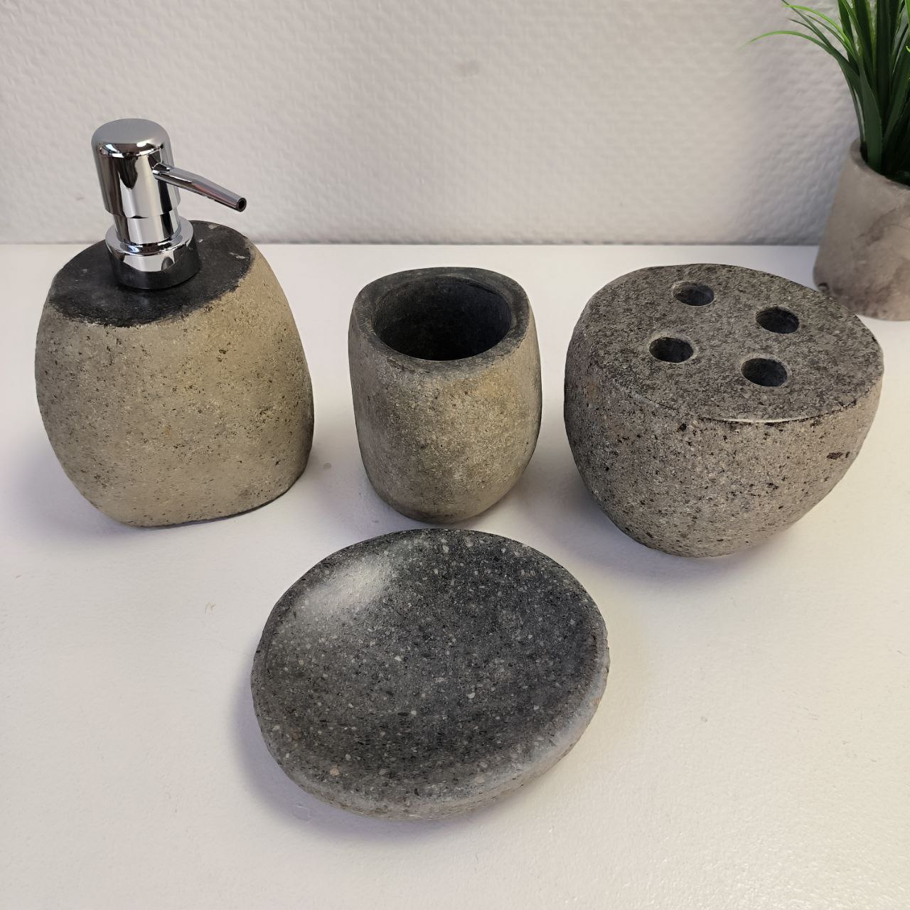 823hpyksqyod7q1gx0vii4aloq48fvu3