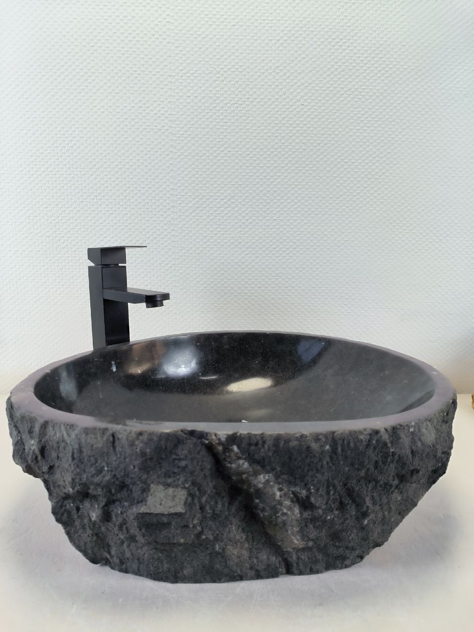 Раковина из андезита Erozy Black EA-66234 50х43х15 из натурального камня