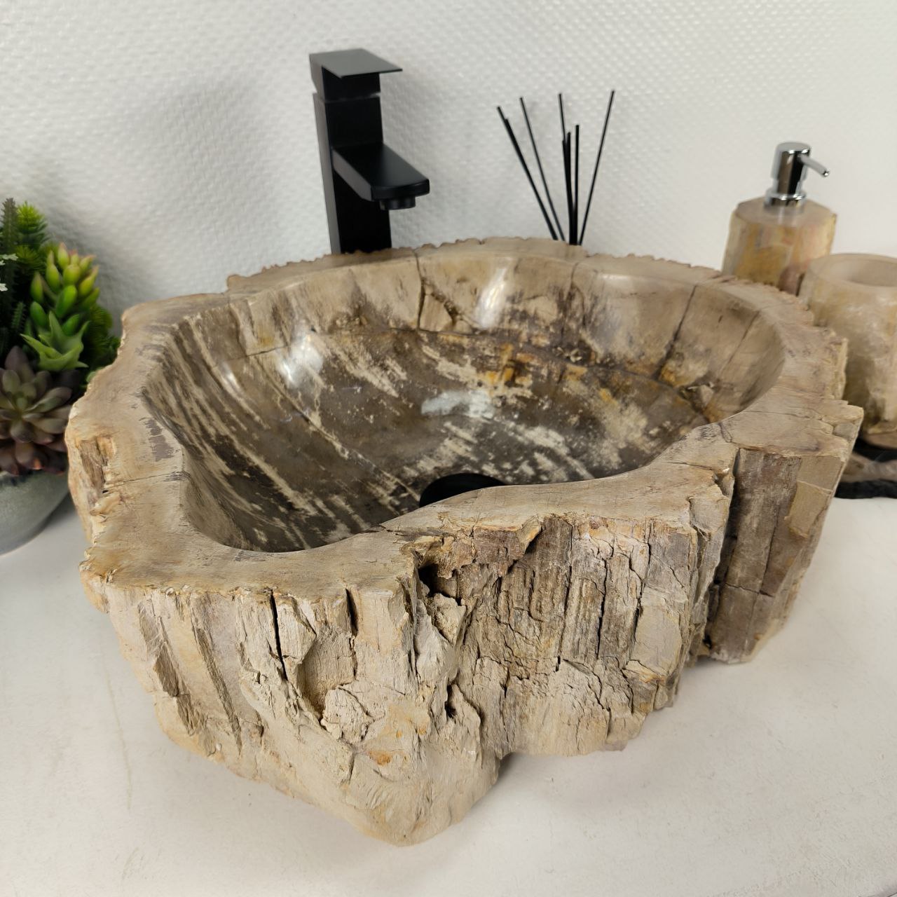 3j17f5fcnbcjawr67gx6s0ya0gq0sl8t