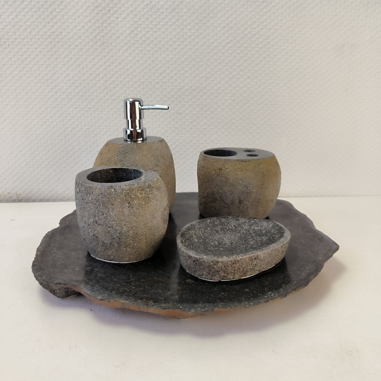 qfk4hxf8te3li0ae9lnk7ziq0l4kfmun