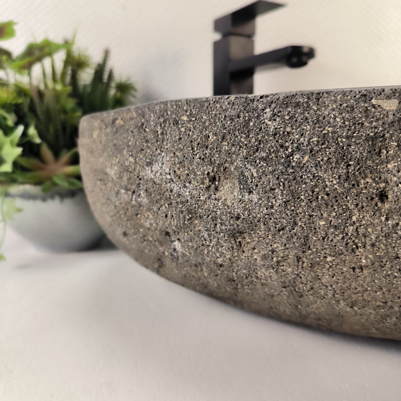 17ut073jmivftf5a6a0fptnp72o4ntzh