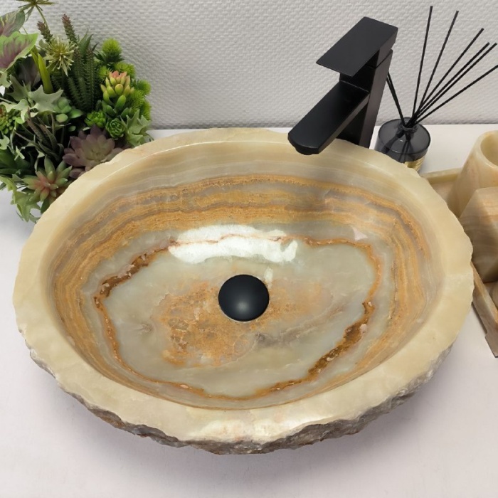 x81ez6i8u1rtg3e5t1ji02axds5lryea