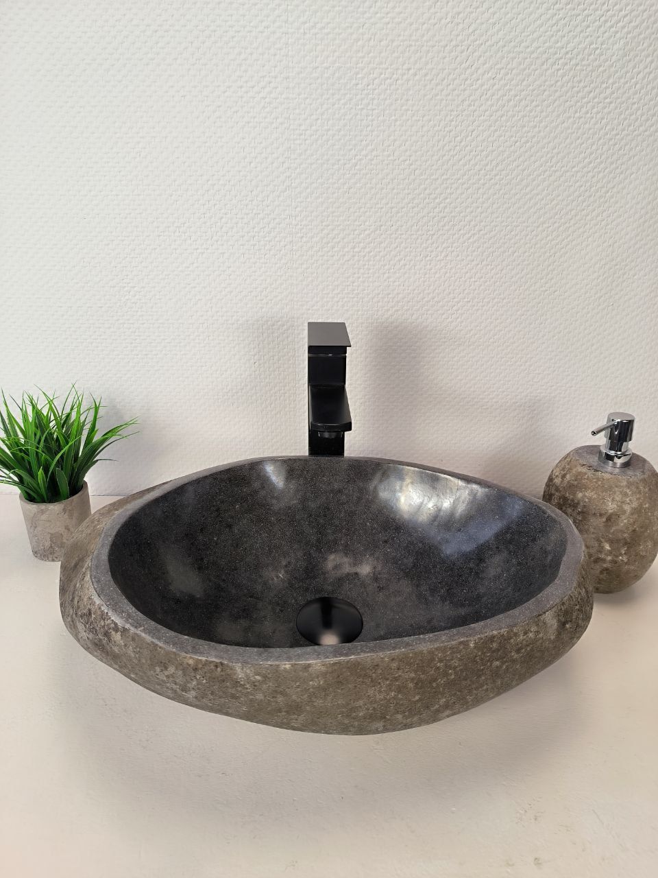 Раковина из речного камня RS-66000 50х33х15 из натурального камня