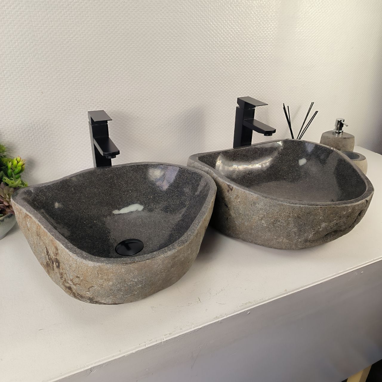 Раковина из речного камня ПАРА! RS-65495 47*43*15 0865