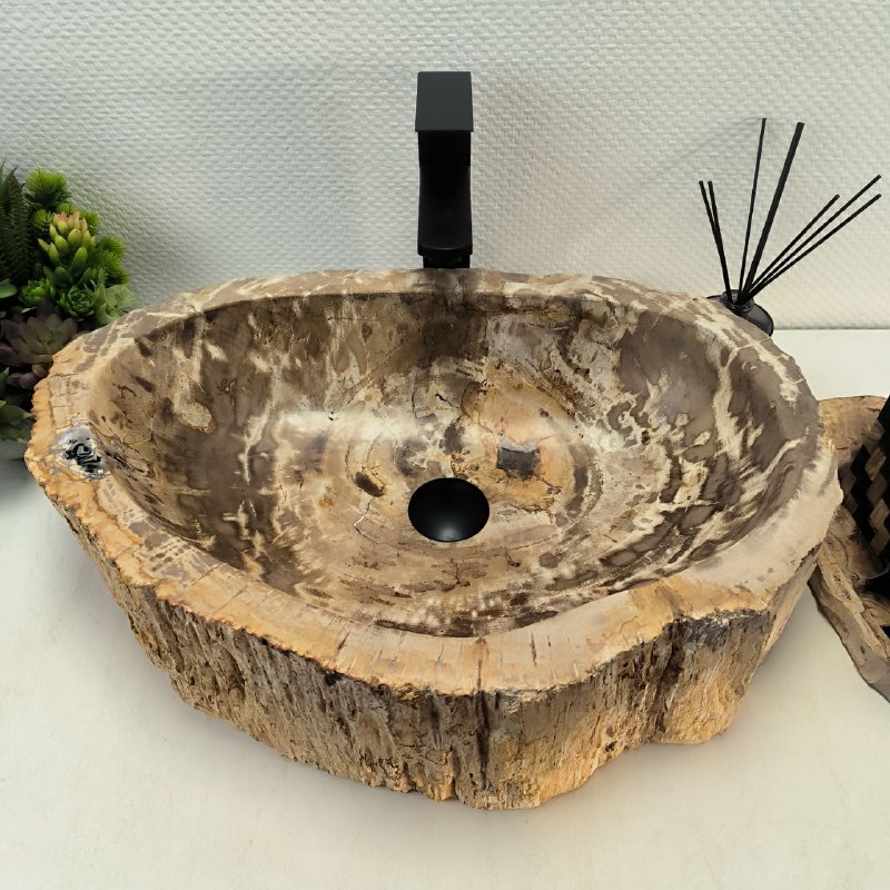 n8gq0t178m0drj8ej8u17i07yg3bcul7