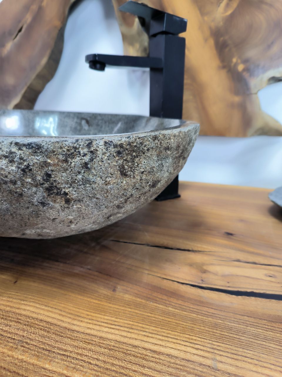 Раковина из речного камня RS-66419 50х41х15 из натурального камня