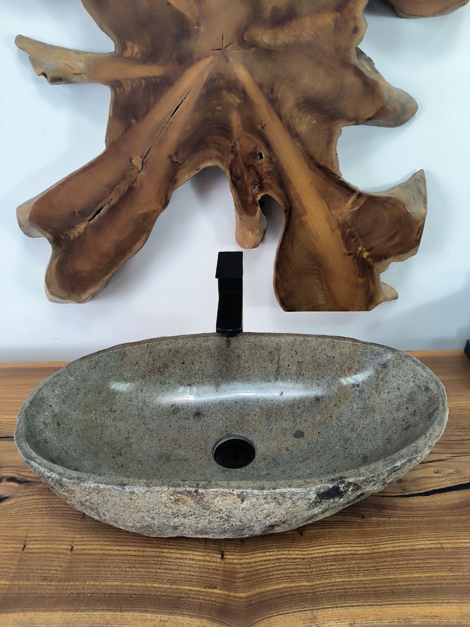 3b659b10-de8f-407d-9507-1b2d7833790a