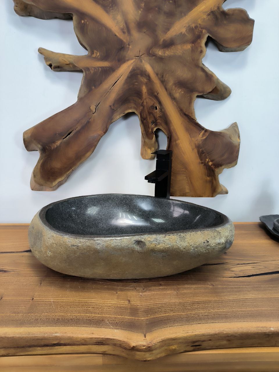 3afaa566-3d50-413e-89f4-534d5f75a78d