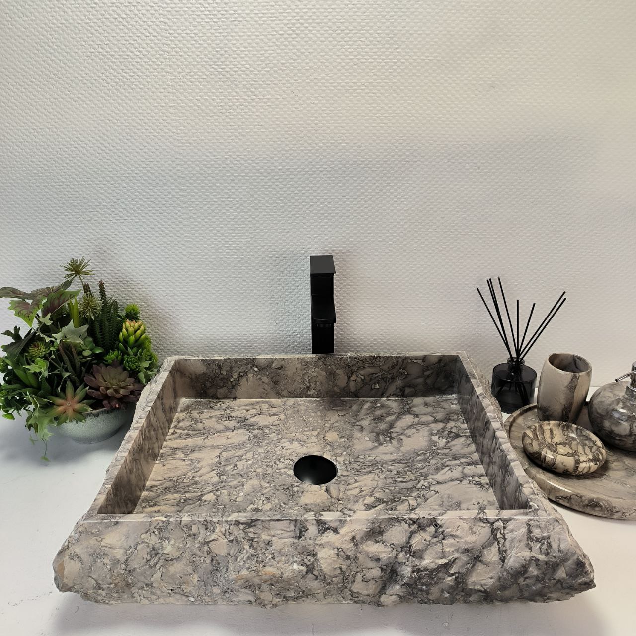 p058a3ar21bwtqxe030bvdwngtqm5iov