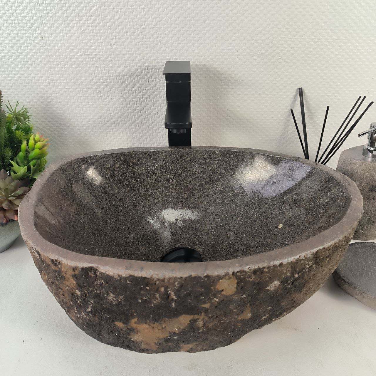 z3alyryt6hm58ycyeeg3f7yy44vq9wlj