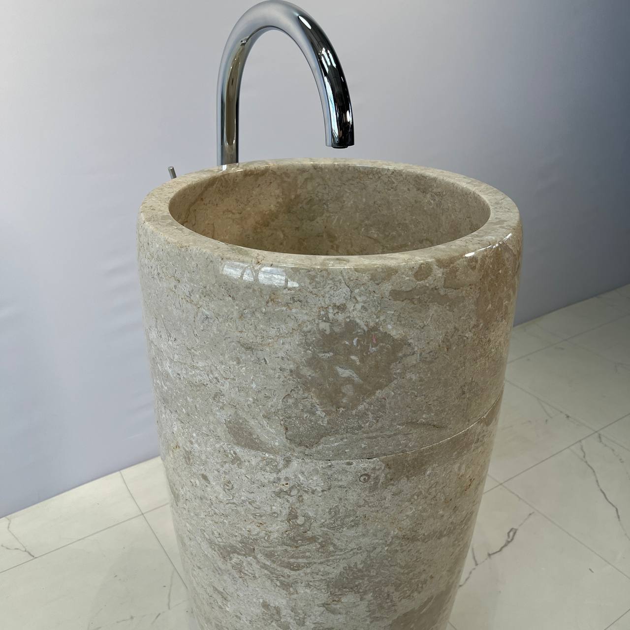 Раковина напольная из мрамора Round Midle Cream MN-67055 45*45*90