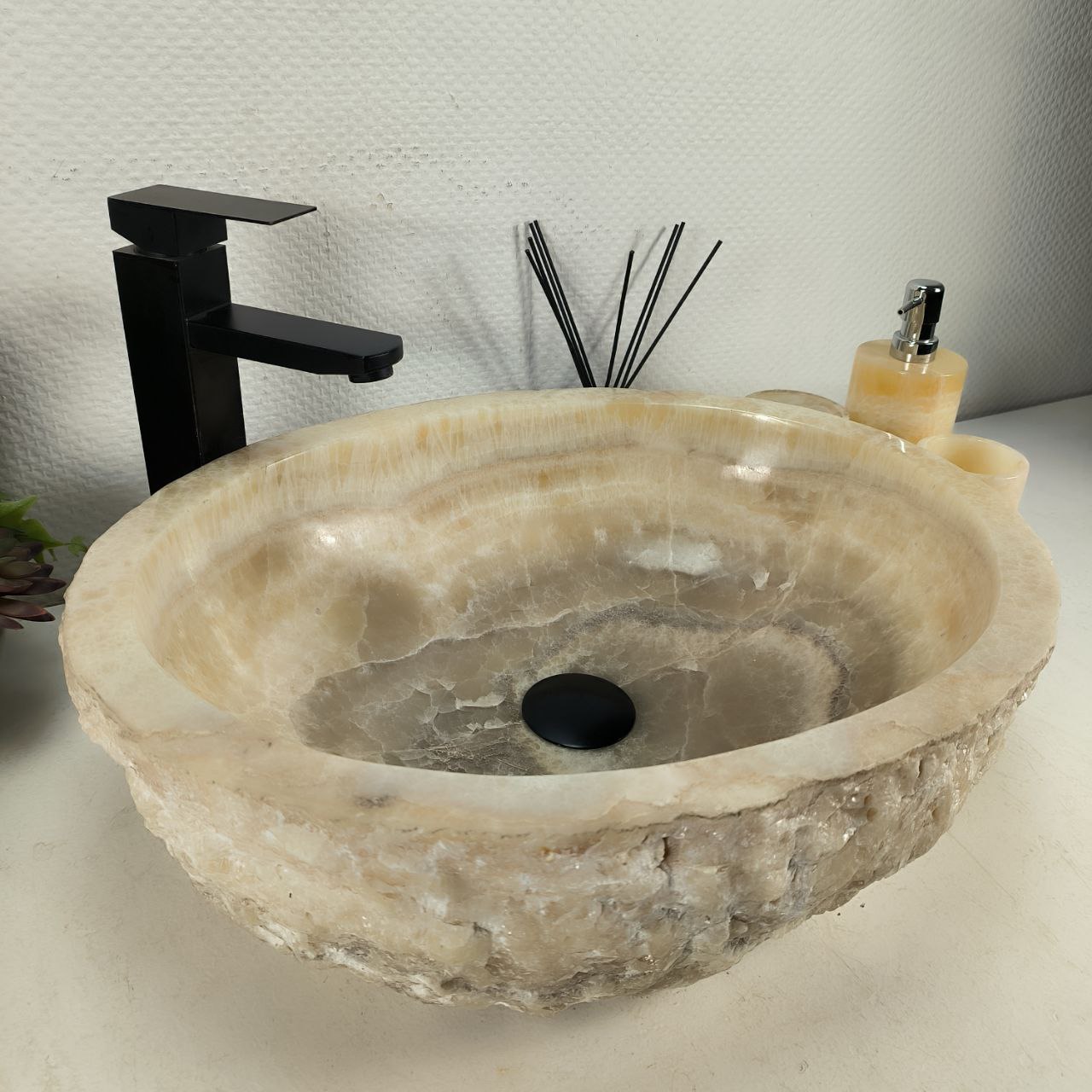 6kydfysfpyw9bp4bkk4pi4zguro707ec