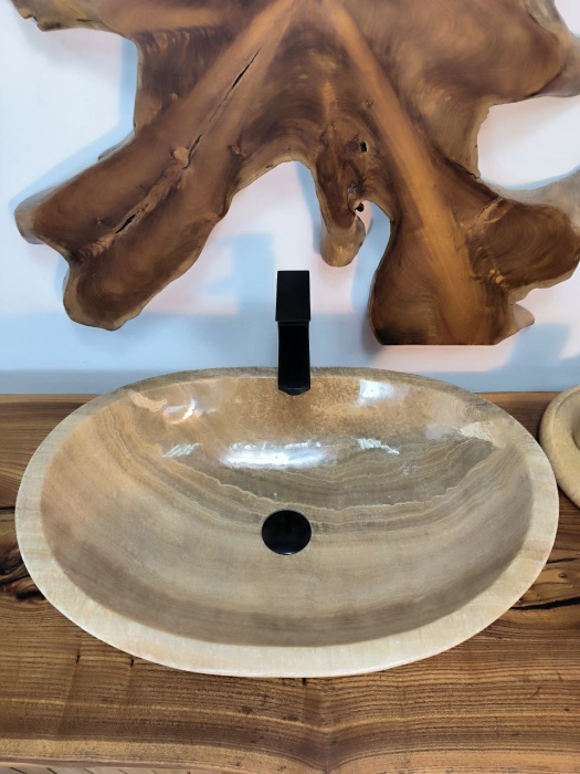 12bab825-7b7b-4f3b-b500-c293038450f9