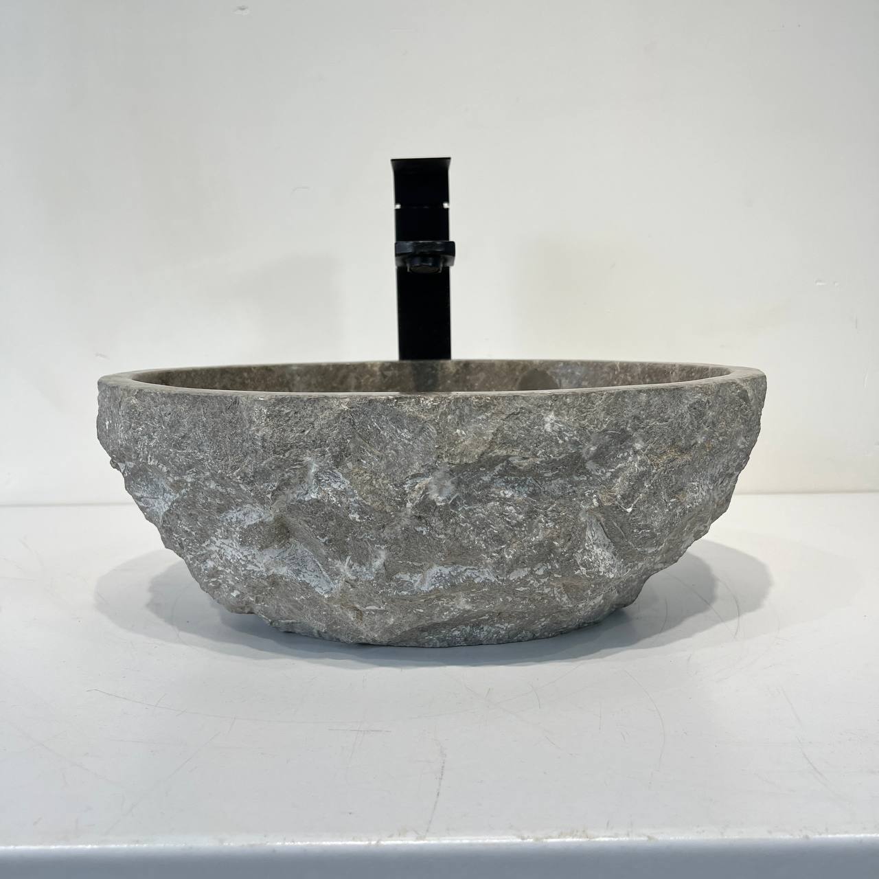 Раковина из мрамора Erozy Grey EM-67042 39*30*14 из натурального камня