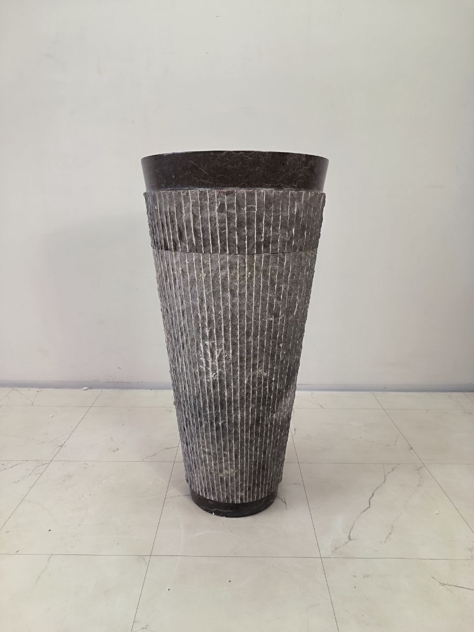 Раковина напольная из мрамора Pedestal Grey Marmo MN-65930 45х45х90 из натурального камня