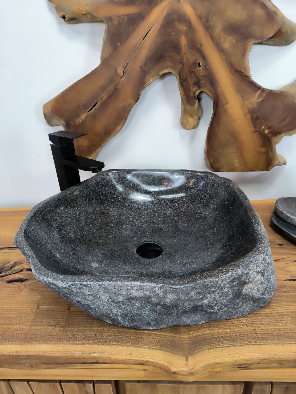 1d47b3bc-ae72-46ee-a962-498f447ea8c4