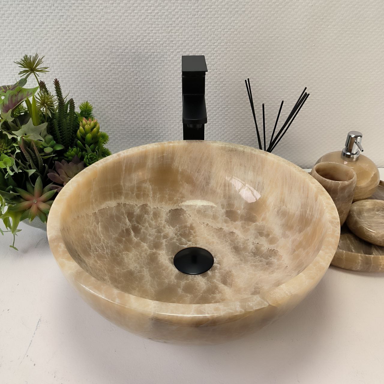 pwuvblx3846lv8zuh75paw0t8r3bnyk3