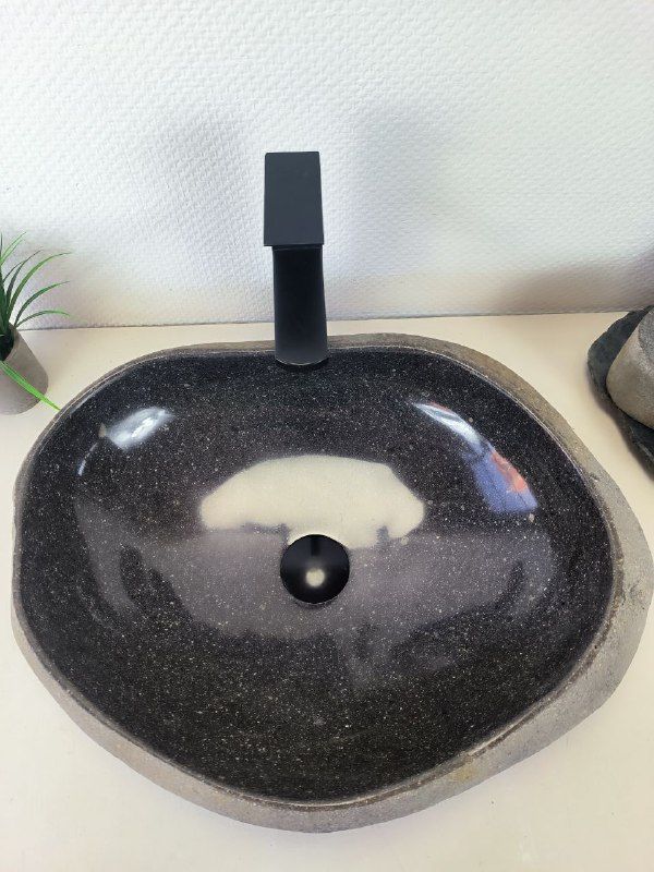 Раковина из речного камня RS-66191 54х42х15 из натурального камня